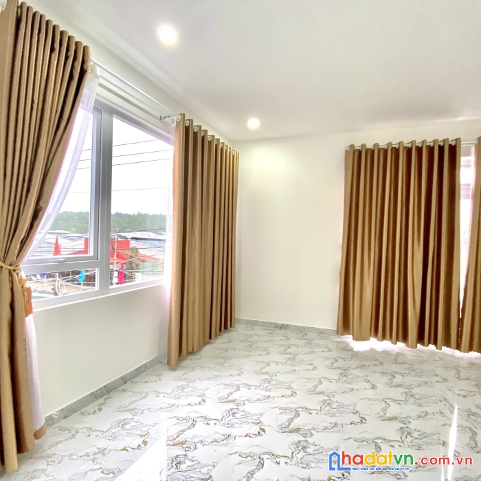 Bán nhà 6 tầng mới xây đường nguyễn công trứ đà lạt giá rẻ nhất khu vực
