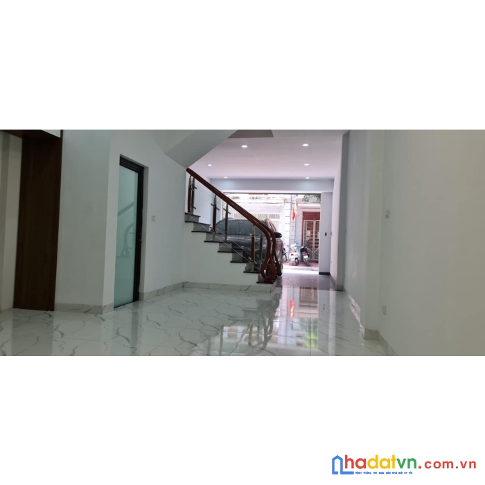 Nhà mới ở ngay phố kim giang - hoàng mai 10.2 tỷ