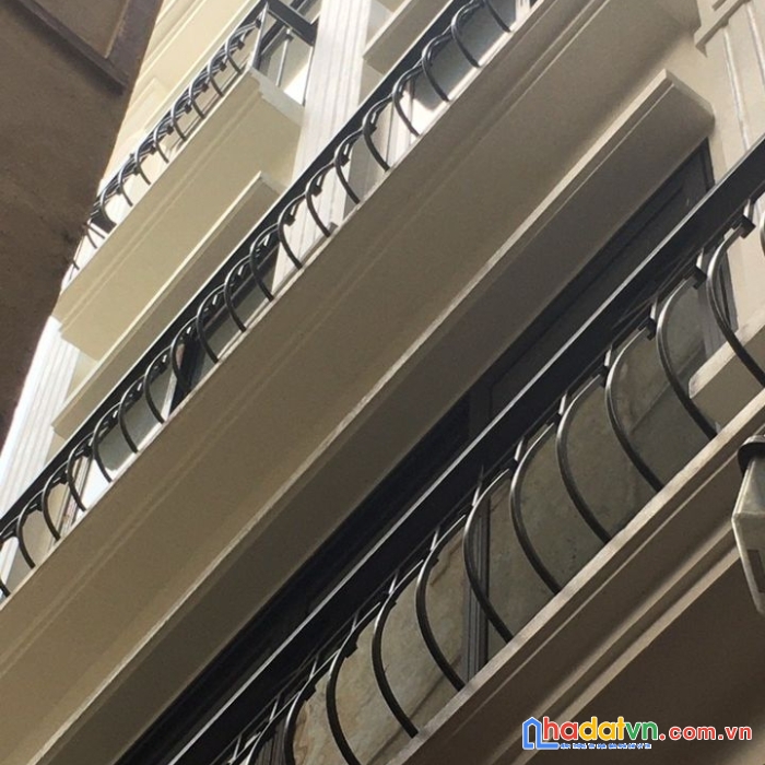 Bán nhà 50m2 đại từ- gần hồ - ngõ thẳng tắp - một ngoặt ra phố