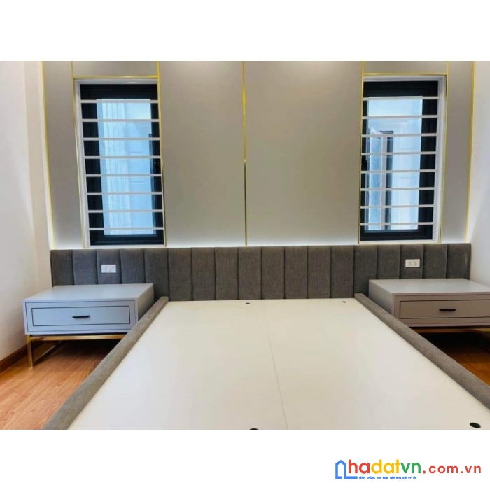 Cần bán nhà đức diễn, bắc từ liêm, 31m2 x5t, mt 4.2, giá 3.8 tỷ