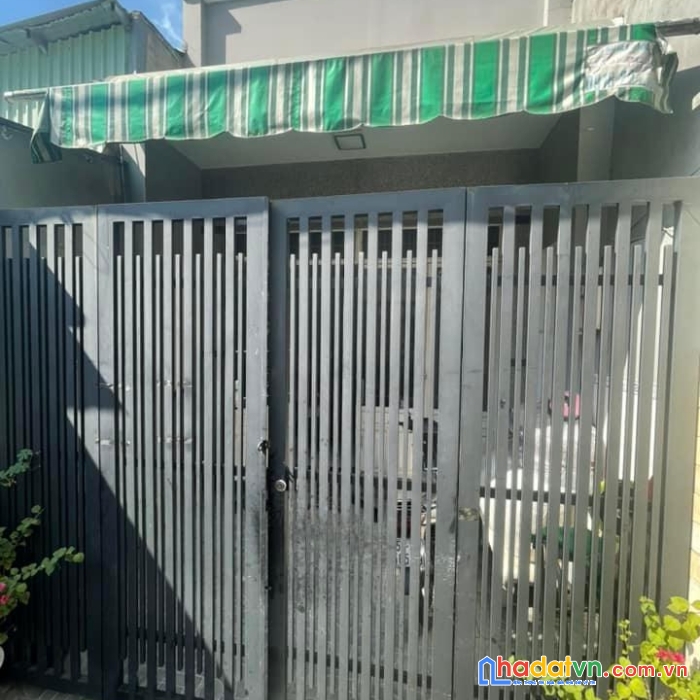 Bán nhà quận 7 nguyễn thị thập 4,2 x 19 cn 78m2 giá 5,1 tỷ. hẻm thông thoáng. lh 0906889890