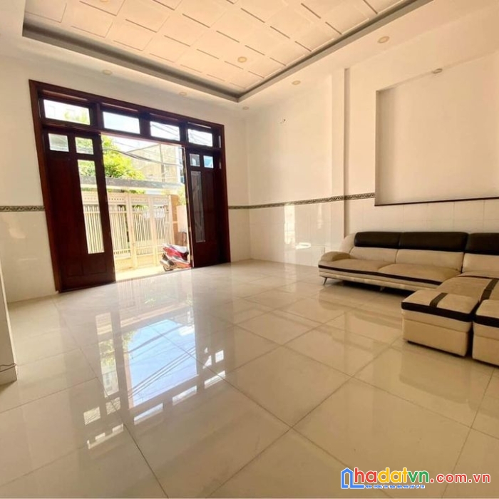 Thơm,hxh thông phan anh 92m2, 3 tầng nhỉnh 6ty