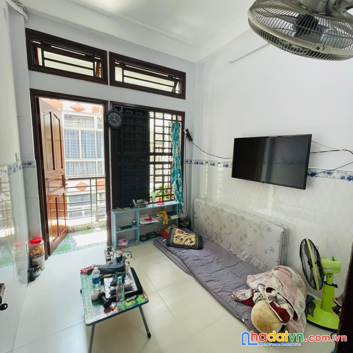 Vừa ở vừa kinh đoanh, nhà 4 tầng,  quận 5, giá 6.350 tỷ tl