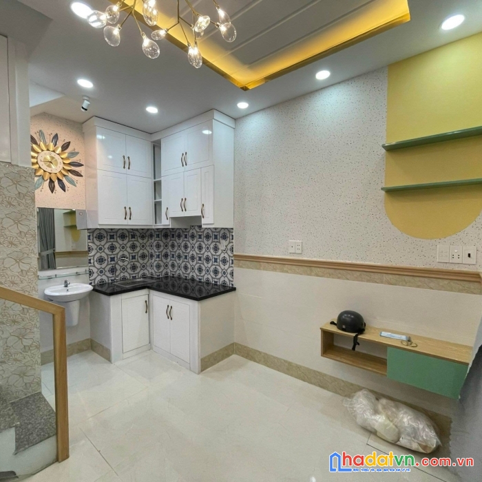 Thiếu nợ cần bán gấp nhà p12, q.gò vấp 2t3 thương lượng.