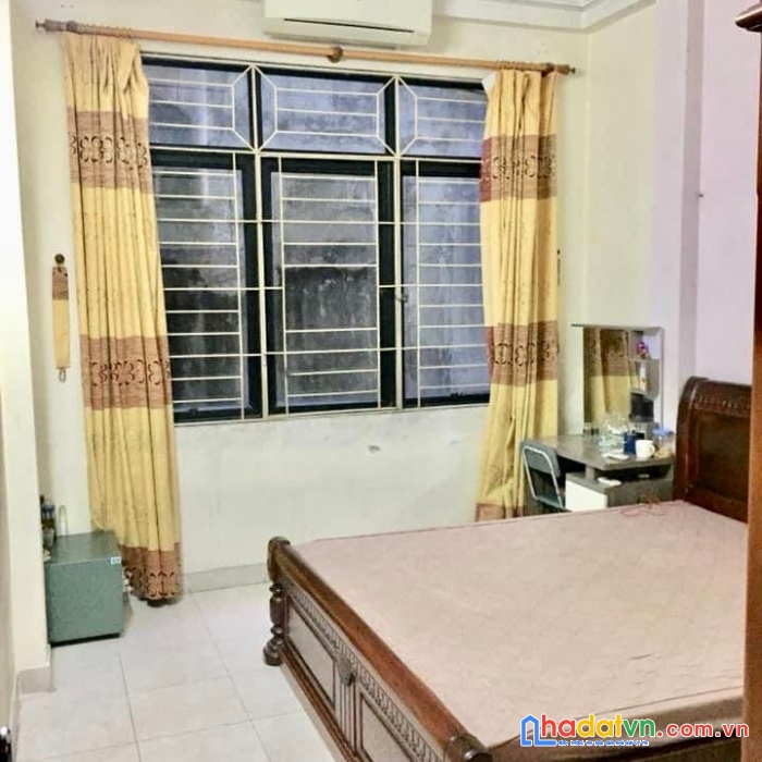 Bán nhà khương đình, gần ngã tư sở, nhà đẹp ngõ thoáng gần phố, 45m2, hơn 4 tỷ.