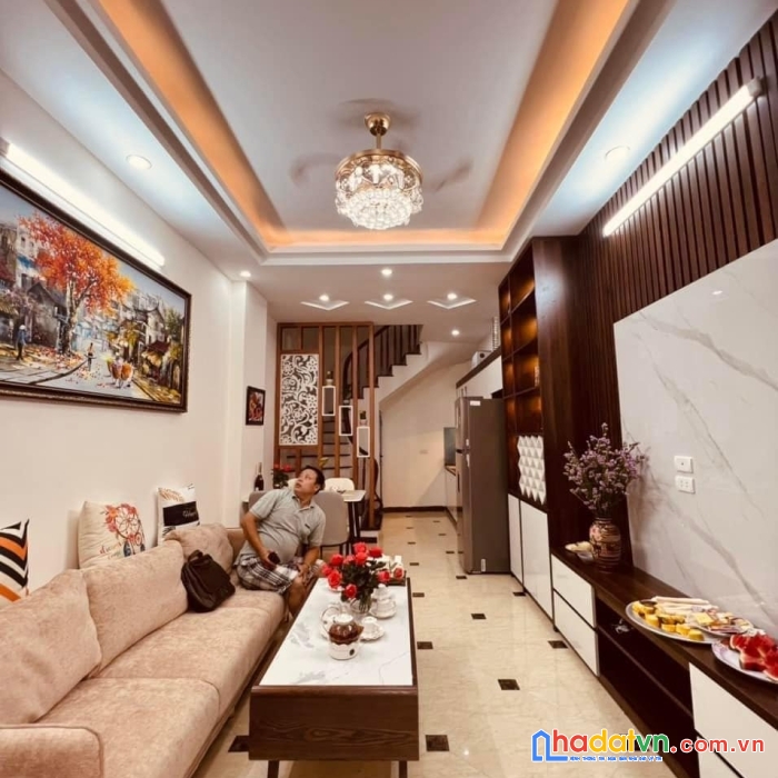 Bán nhà mặt ngõ đường hoàng mai trương định 35m2 5 tầng 3,6 tỷ