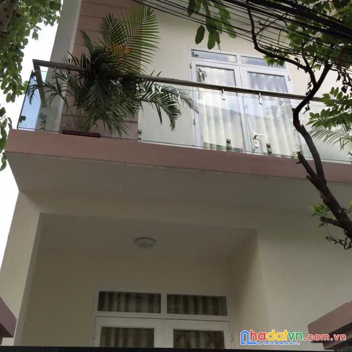 Ngay trường đại học công nghiệp, nhà 3 tầng giá 4.6 tỷ đường huỳnh khương an