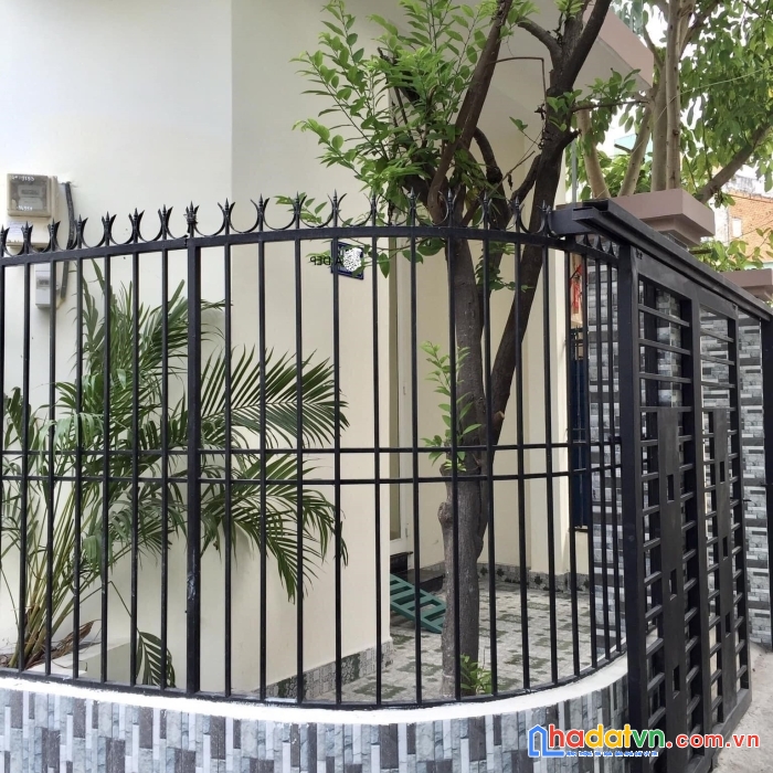 Mua cho con học đại học công nghiệp, nhà 3 tầng giá 4.6 tỷ đường huỳnh khương an
