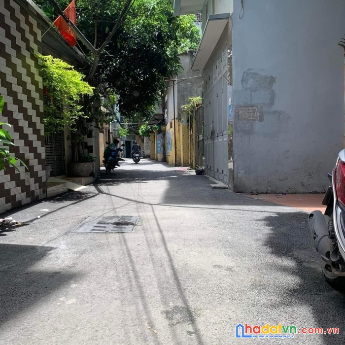 Bán nhà phùng hưng, 4.5 tỷ, ô tô đỗ cửa, 3 bước ra phố, tương lai rạng ngời