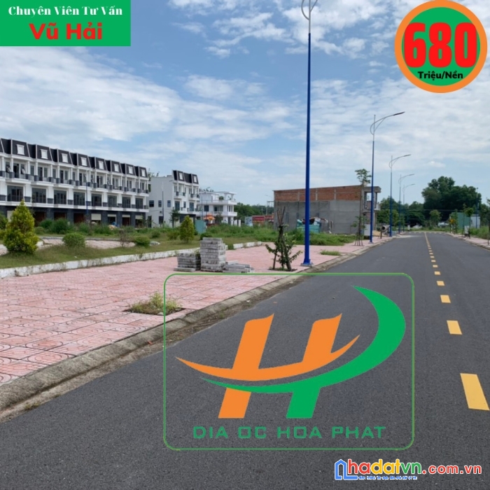 Cần bán đất ngay bình dương.
đối diện chợ trừ văn thố.
giá 680 triệu . 100m2 ( full thổ cư )