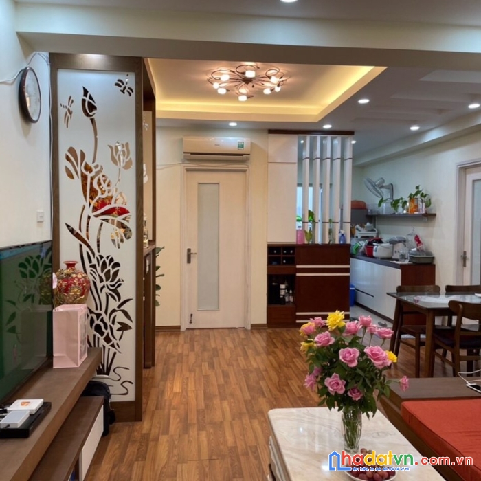 Chính chủ cần bán nhanh chung cư resco phạm văn đồng, quận bắc từ liêm, hà nội.