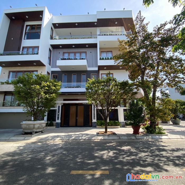 Cực rẻ - biệt thự châu âu 210m lô góc - 4 tầng tặng nội thất