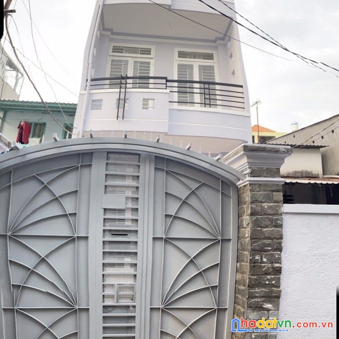 Nhà bán siêu đẹp p12 gv, 7 chỗ vào nhà, 5x 18, tặng toàn bộ nội thất cao cấp