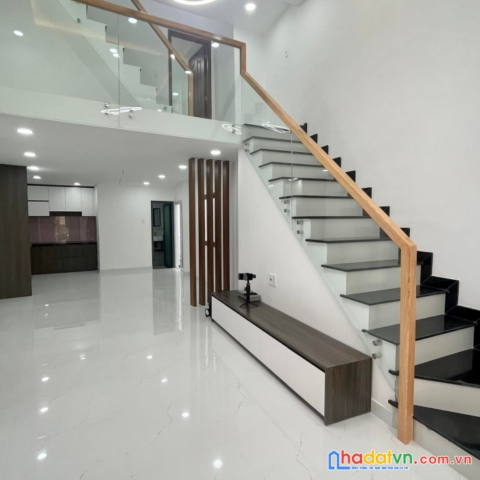 Bán nhà thích quảng đức, nhà mới đẹp.. vào ở ngay, 55m2 chỉ nhỉnh 6 tỷ