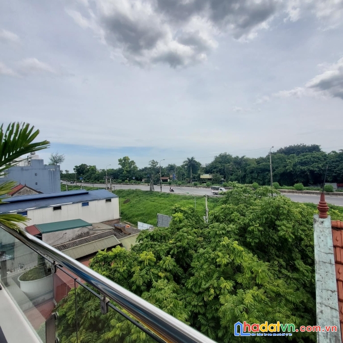 Biệt thự tư đình, long biên, 100m, 4 tầng, giá 8 tỷ, ô tô, full nội thất 0389160730