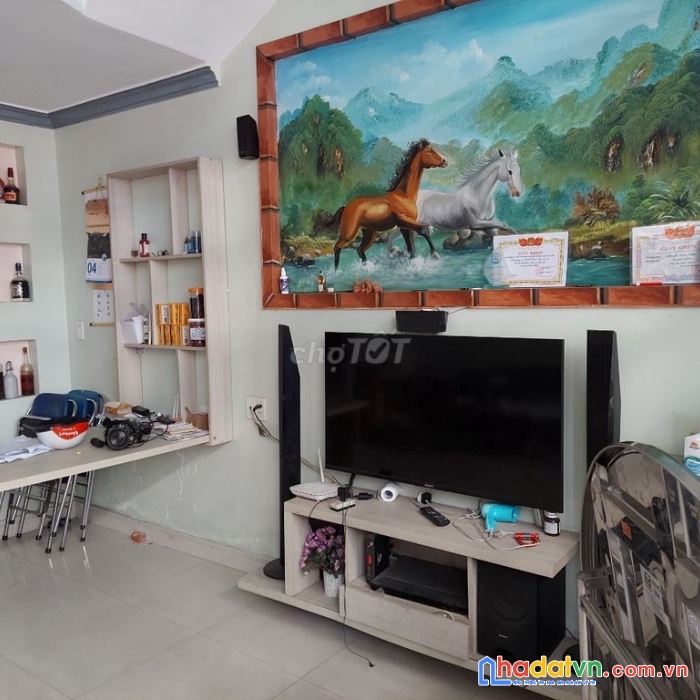 Cần bán nhà mặt tiền khu phố chợ đường đặng dung