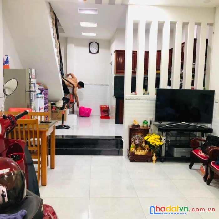 Bán nhà 48m2 có đủ nội thất hẻm phó cơ điều quận 5