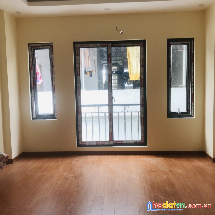 Siêu hiếm bán nhà mỹ đình lô góc đường trước nhà trải full nhựa sạch đẹp ô tô 10m tặng full nội