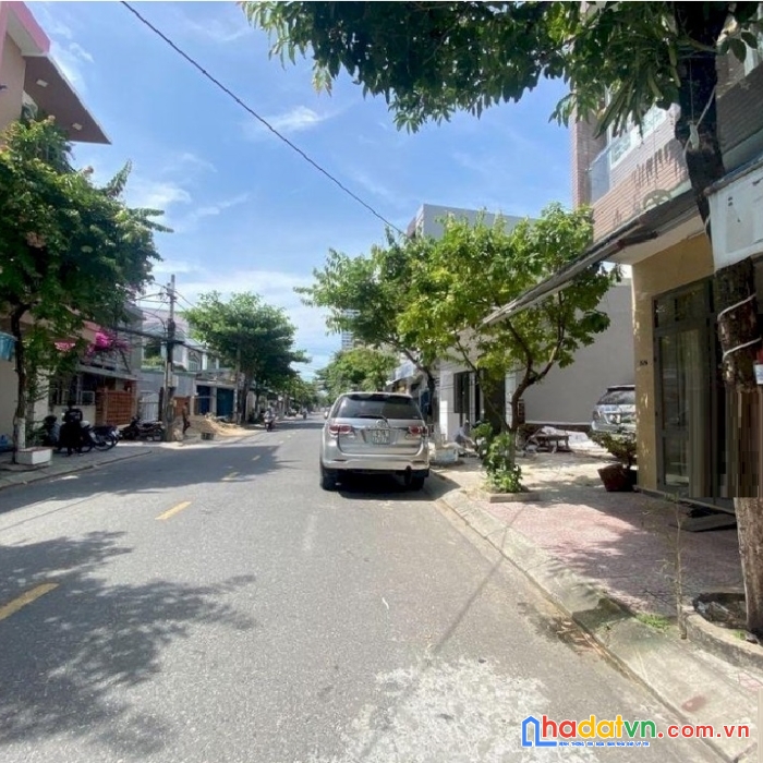 Nhà mặt tiền kd hải châu, đường 10m, 2 tầng 83m2, ngang 11m, 15.6 tỷ