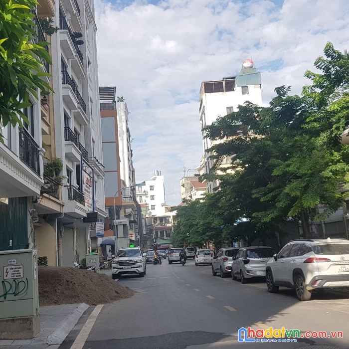 Bán 200m2 mặt phố tây hồ hà nội kinh doanh mặt tiền 15m nhỉnh 65 tỷ.