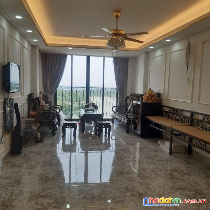 Cần bán nhà mặt phố an dương vương 60m2. 7t. mt 5m.  12.5 tỷ . nhà đẹp thang máy.