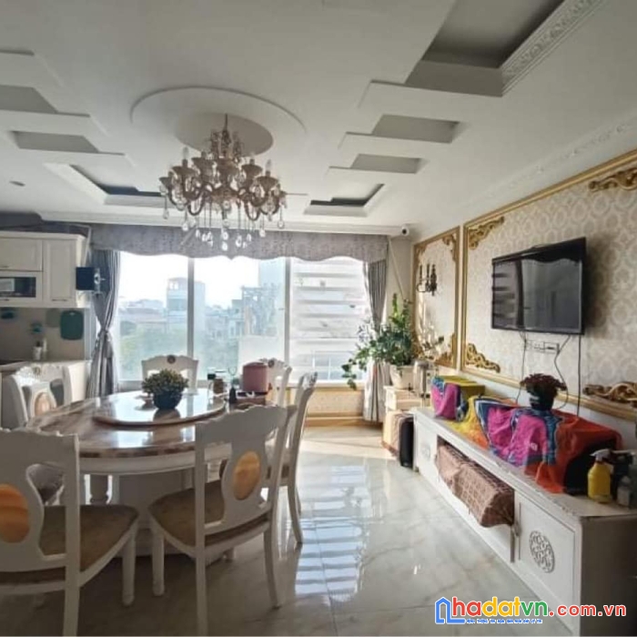 Dòng tiền 40 tr/tháng - homestay bồ đề 52m2 - 7 tầng thang máy- view sông hồng