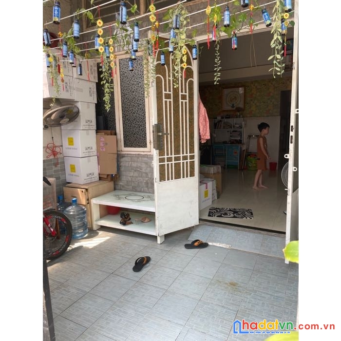 Nhà cđ kinh tế đối ngoại đỗ xuân hợp, ngang 8m, nhà đẹp ở ngay, chỉ 3.81 tỷ