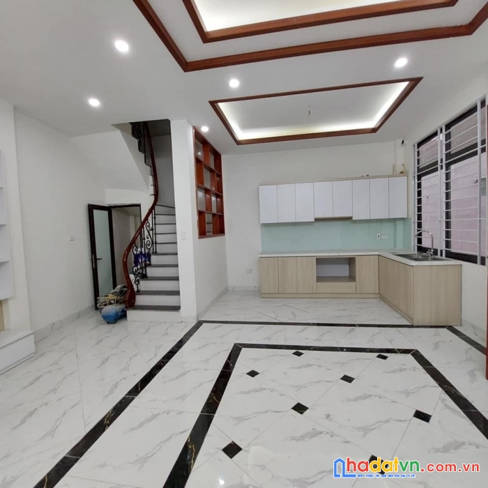 Bán 2 căn nhà phương liệt 48m x 5 tầng mặt tiền lớn 5.85 tỷ