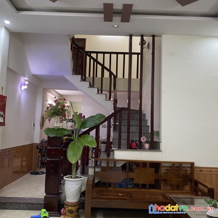 Bán nhà mới xây 3 tầng phước tường 10 khu quân đội