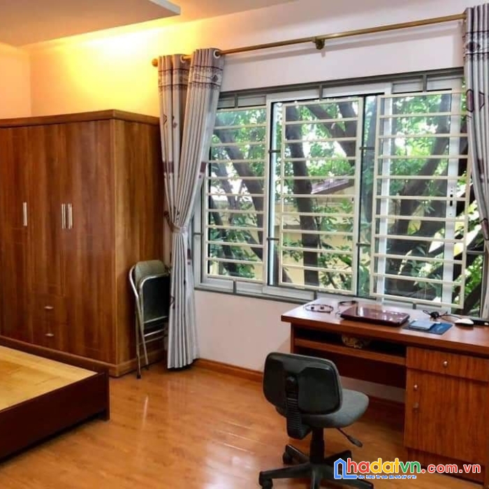 Ngay phố thái hà 64m giá 5.4 tỉ 5t mt 4.3m ở luôn. 0352817810