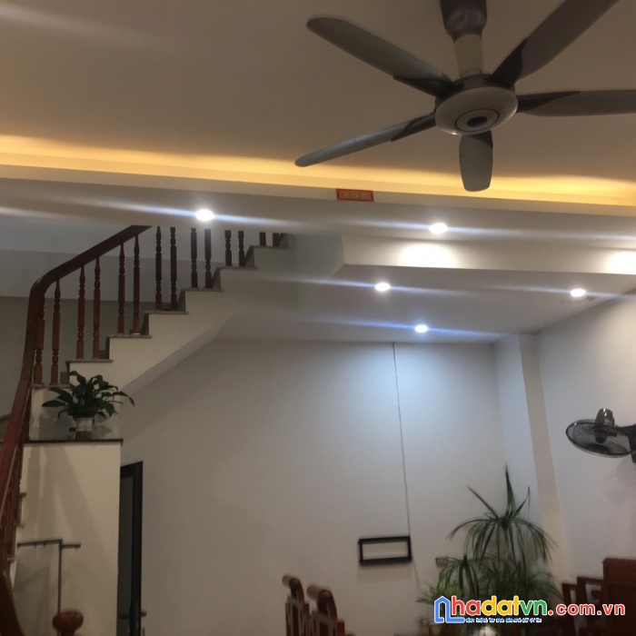 Đường phúc lợi, long biên, 34m, 4 tầng, đường 2,5m, ngõ thông thoáng. 2,65 tỷ
