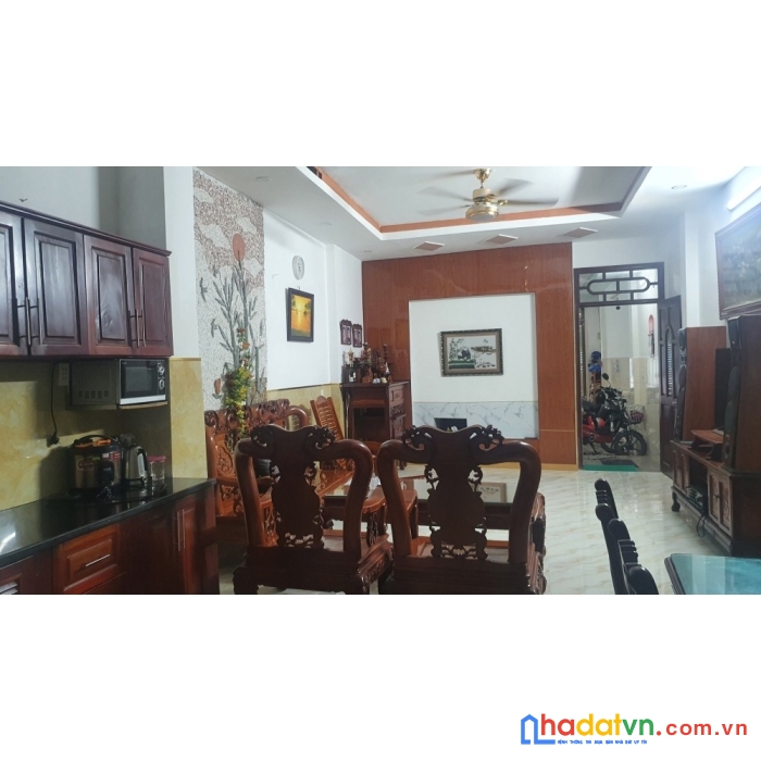 Nhà bán hxh vào nhà cộng hòa tân bình, 4 tầng giá 11 tỷ