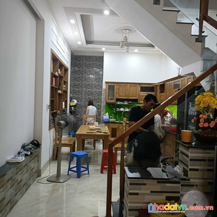 Nhà hxh gần mặt tiền trần thị hè, quận 12, 4x15m, 4 tấm, 4.7 tỷ tl