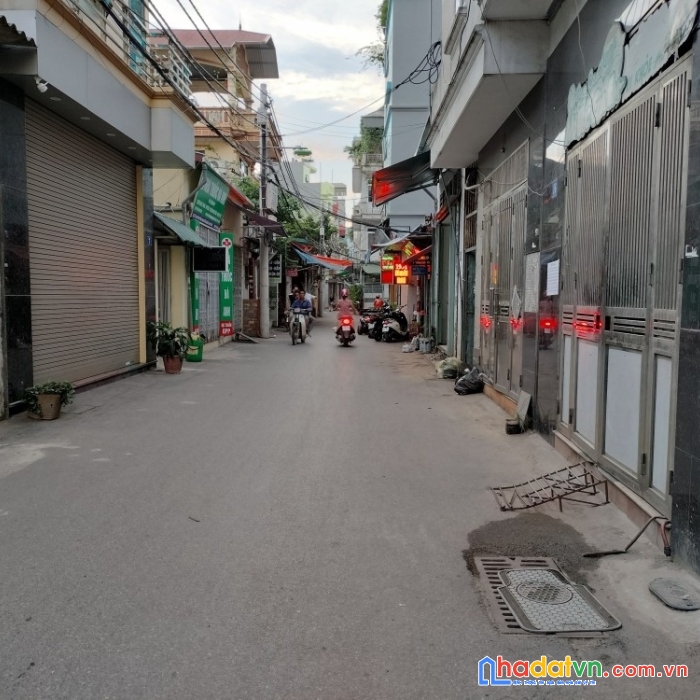 Bán đất phú diễn, ngõ ô tô, kinh doanh, sổ vuông, 32m2, chỉ 2,8 tỷ