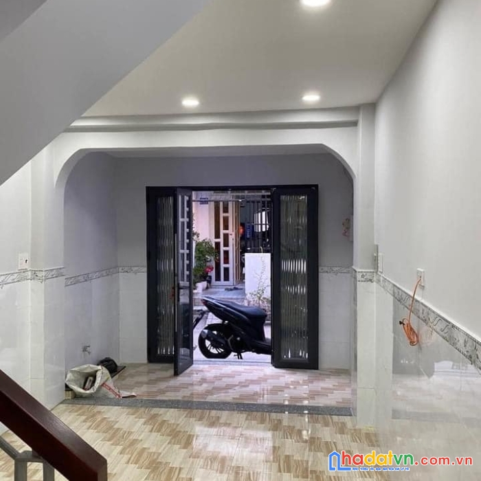 Cần bán nhà đường bùi minh trực phường 5 quận 8