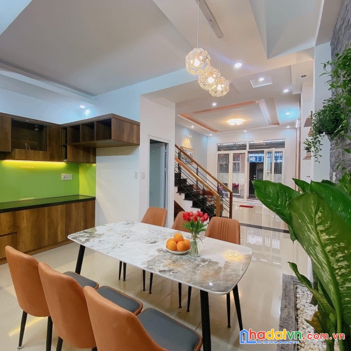 Chủ ngộp thở, bán gấp nhà trưng nữ vương, tặng nội thất, giá chỉ 4.1tỷ