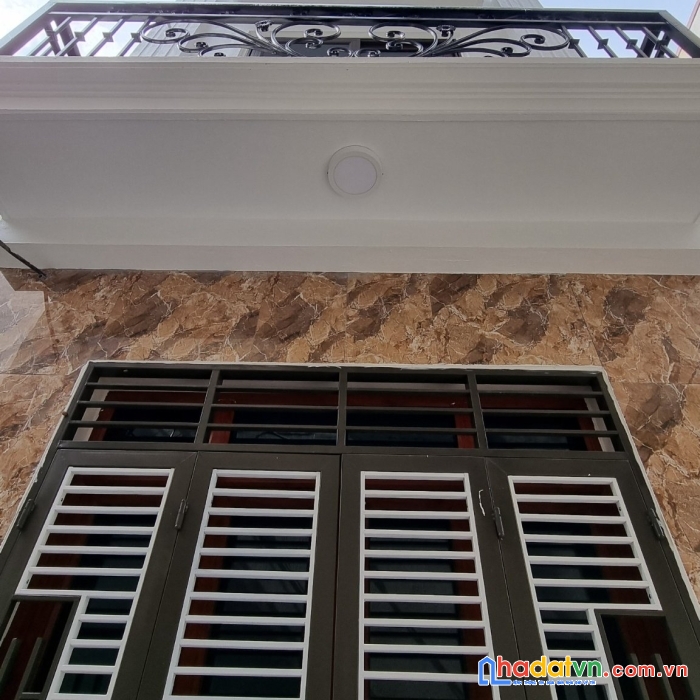 Bán nhà đường hữu hưng tây mỗ 37m x 4 tầng giá 3,7 tỷ