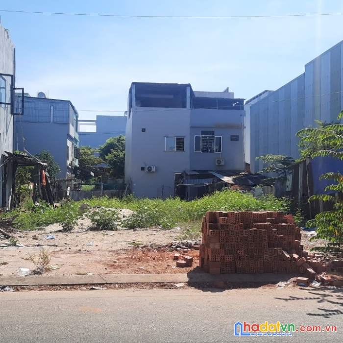 Bán đất khúc hạo, mặt tiền 6,5, 140m2 hơn 7 tỷ.