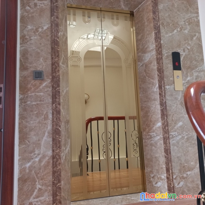 Bán nhà gấp thụy khuê 45m2, 6 tầng, mt 4,5m, giá 9,3 tỷ.