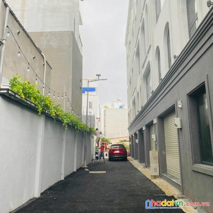 P15 gv bán nhà siêu đẹp khu phân lô 5tầng lê đức thọ hxh tặng full nội thất 4 tầng 4x14 chỉ 6.5 tỷ