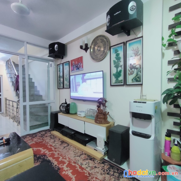 Bán nhà phúc lợi-long biên-nhà đẹp ở ngay-5 tầng-3.05 tỷ