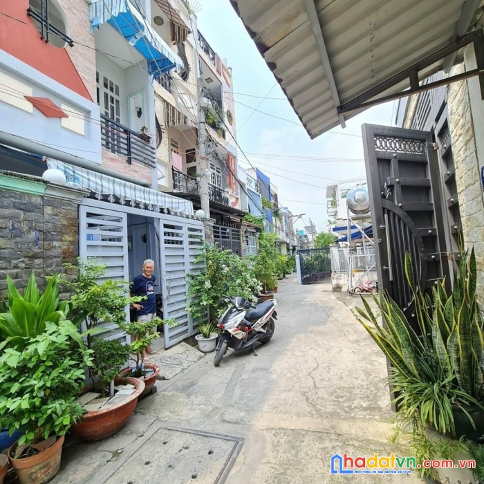 Bán nhà 4 tầng lê đức thọ p16 gò vấp, 4x15m, hẻm 4,5m, hơn 4 tỷ