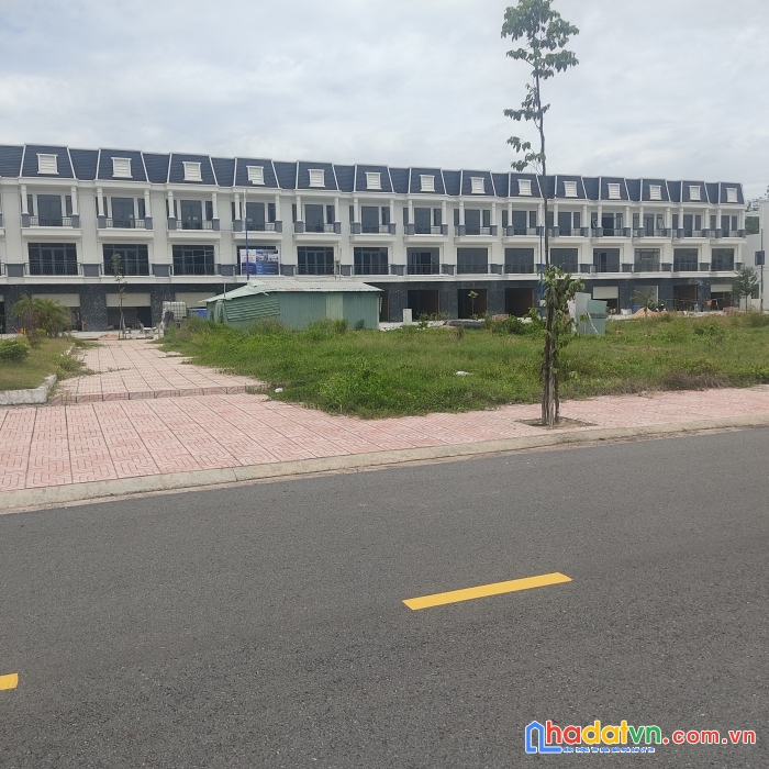 Duy nhất 3 nền bàu bàng-bình dương kế bên chợ cần bán