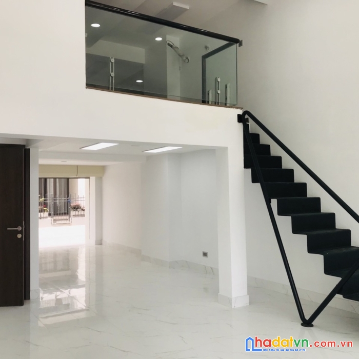 Chính chủ chuyển nhượng shophouse the manor central park - nguyễn xiển