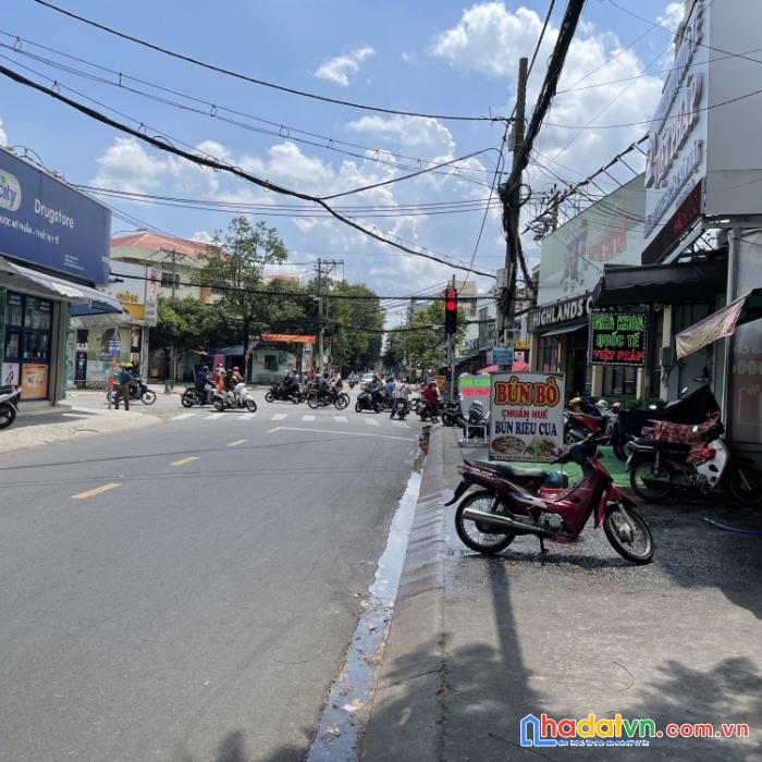 Nhà mặt tiền đường thạch lam, quận tân phú, 65m2,4.8x13.5, 8 tỷ .