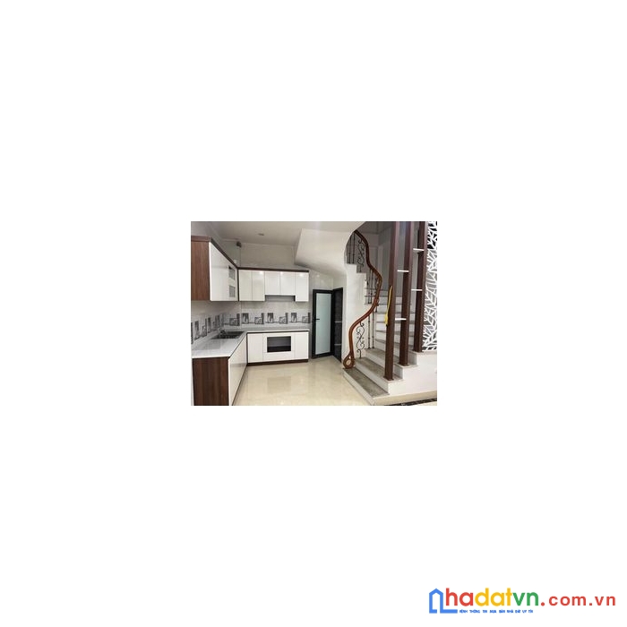 Bán nhà thành công, ba đình nhà mới ở luôn, ngõ thông kinh doanh 40m2 5 tầng chỉ 6,9 tỷ.