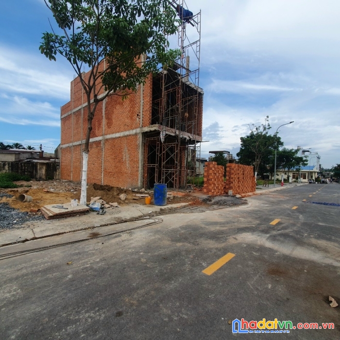 Bán 100m2 đất thổ cư, đã có sổ hồng riêng, tại phường long bình tân, chỉ 3,5tỷ.