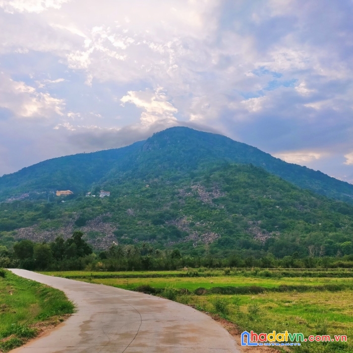 Cực hiếm 6xxtr - đất vườn trung tâm tp tây ninh sổ sẵn công chứng ngay