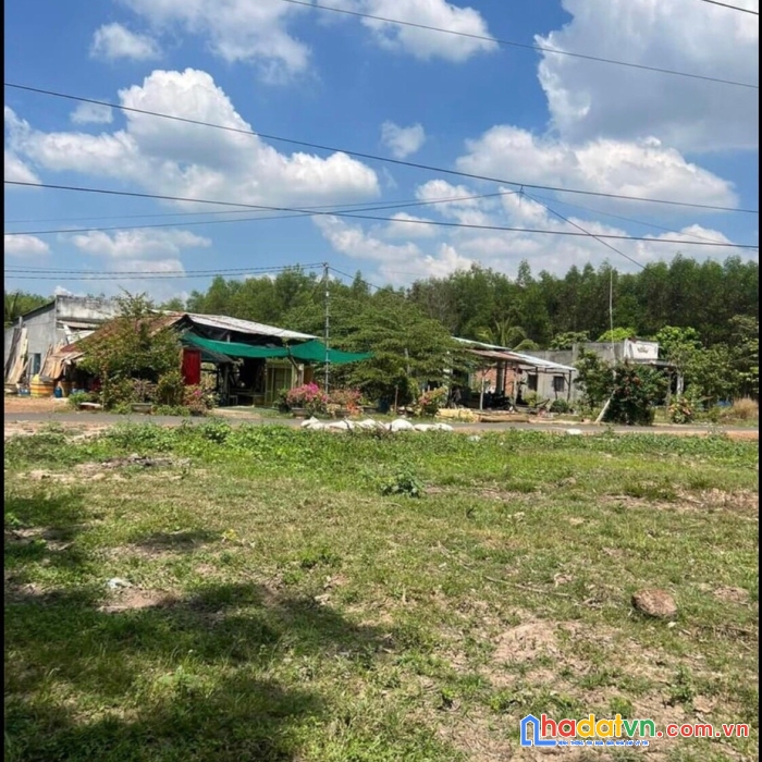 Chính chủ cần bán lô đất vị trí đẹp tại huyện lộc ninh, tỉnh bình phước