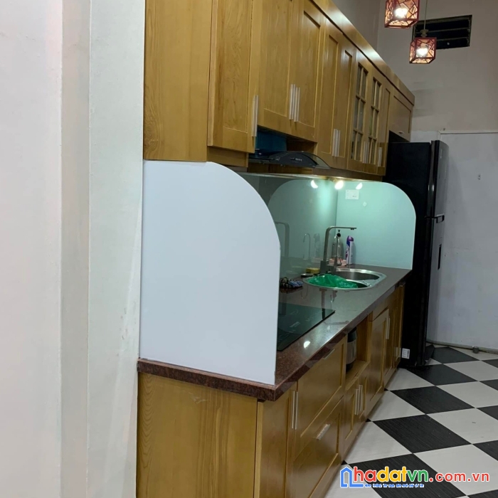 Bán nhà thanh xuân dt 48m2 5t mt 4m giá 5 tỷ.